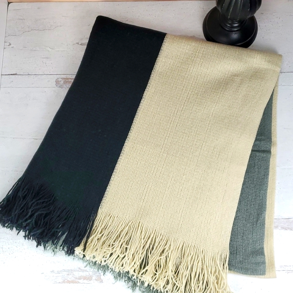 DONNI. | Ivory Gray Black Colorblock Knit Blanket Scarf